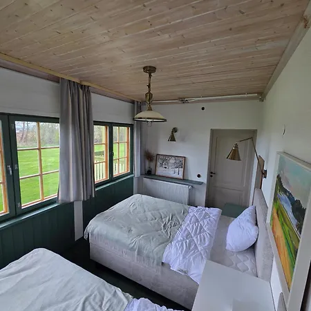 House Tolsburg With Sauna * Toolse