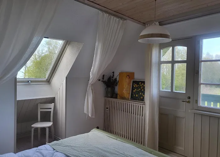 House La With Sauna * Toolse