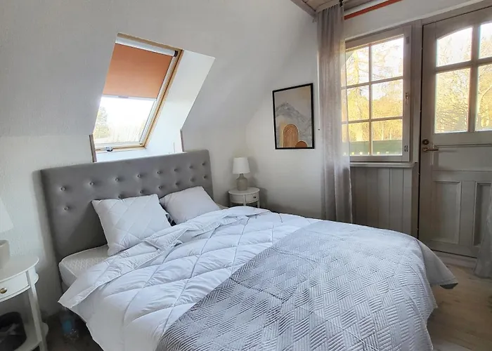 House La With Sauna بيت للعطل